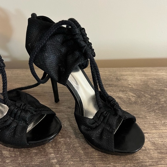 Bakers Black Tie stiletto High Heels Shoes Open Toe Formal Prom Hoco Sz 6.5 B - Picture 3 of 11